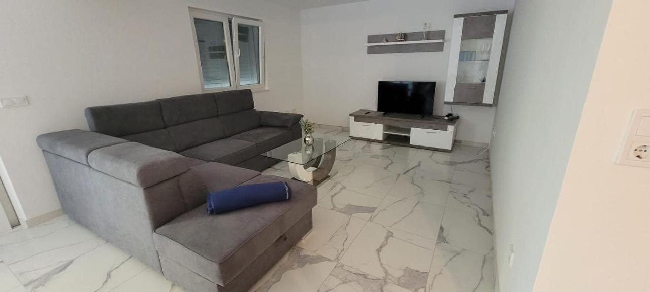 Apartments San Ловіште Екстер'єр фото